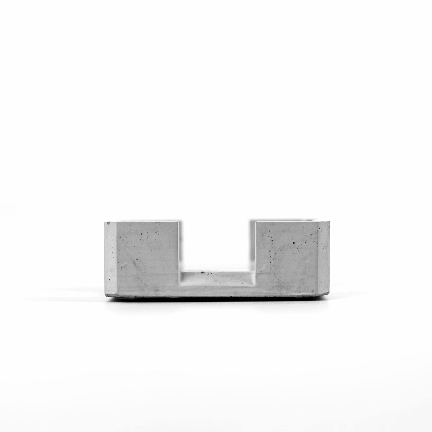 Detailansicht Post-it Halter aus Beton feinporige Oberfläche